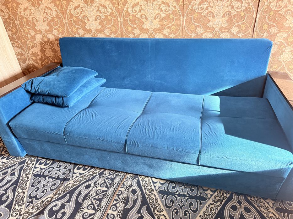 Продам раскладной диван