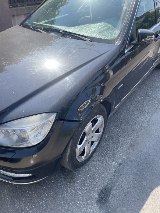 Mercedes C 200 avariat