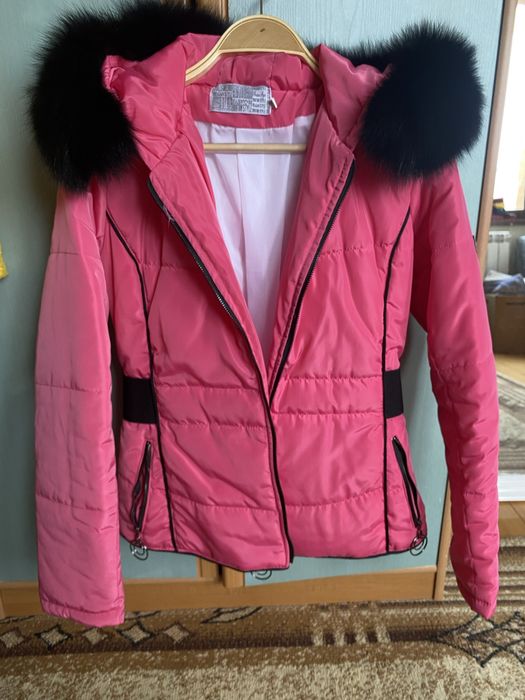 Ново дамско яке Bratan с естествен пух