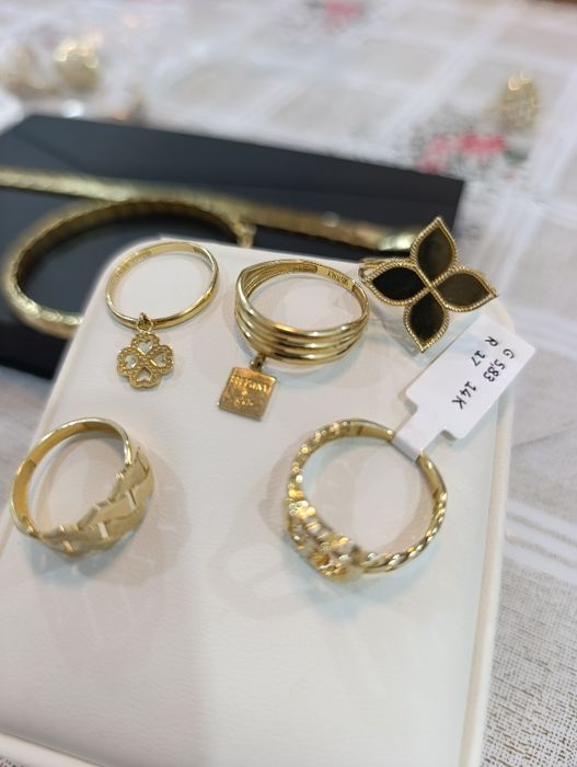 Золотая кольцо Vanklift , проба 585, вес 1,4 раз 17,