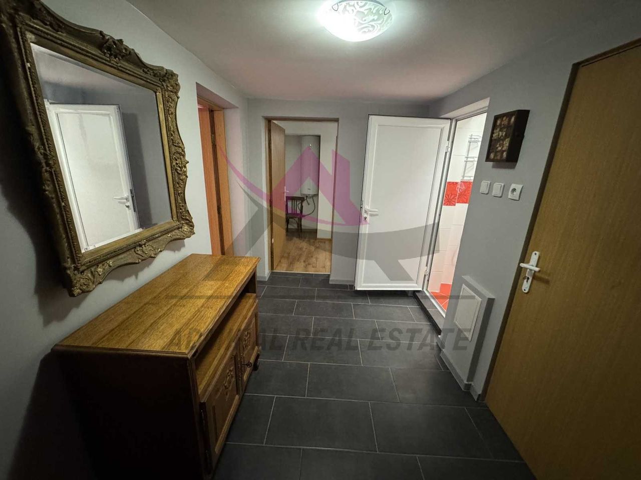 Дава се под наем Етаж от къща в Варна, Виница - 75 кв.м за 450 € - Снимка #2