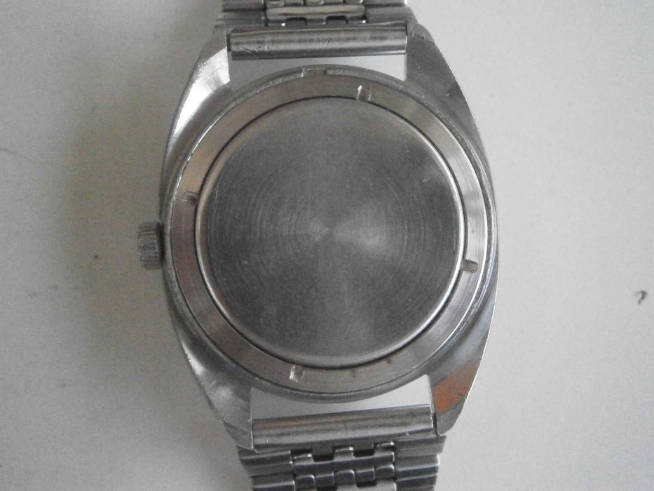 WOSTOK, 17 jewels, made in USSR, cal. 2409 /командирската машина/