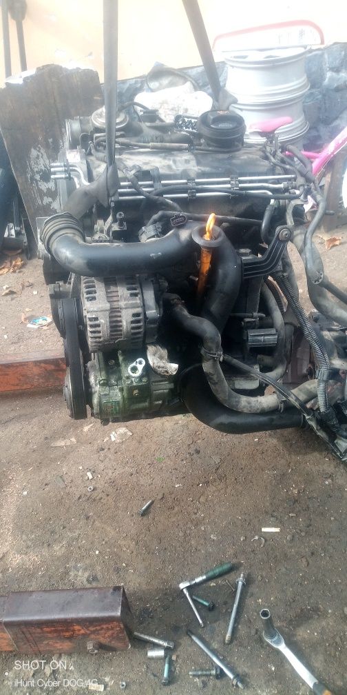 Chiuloasa compresor alternator electromotor Passat B 6 1.9 bkc