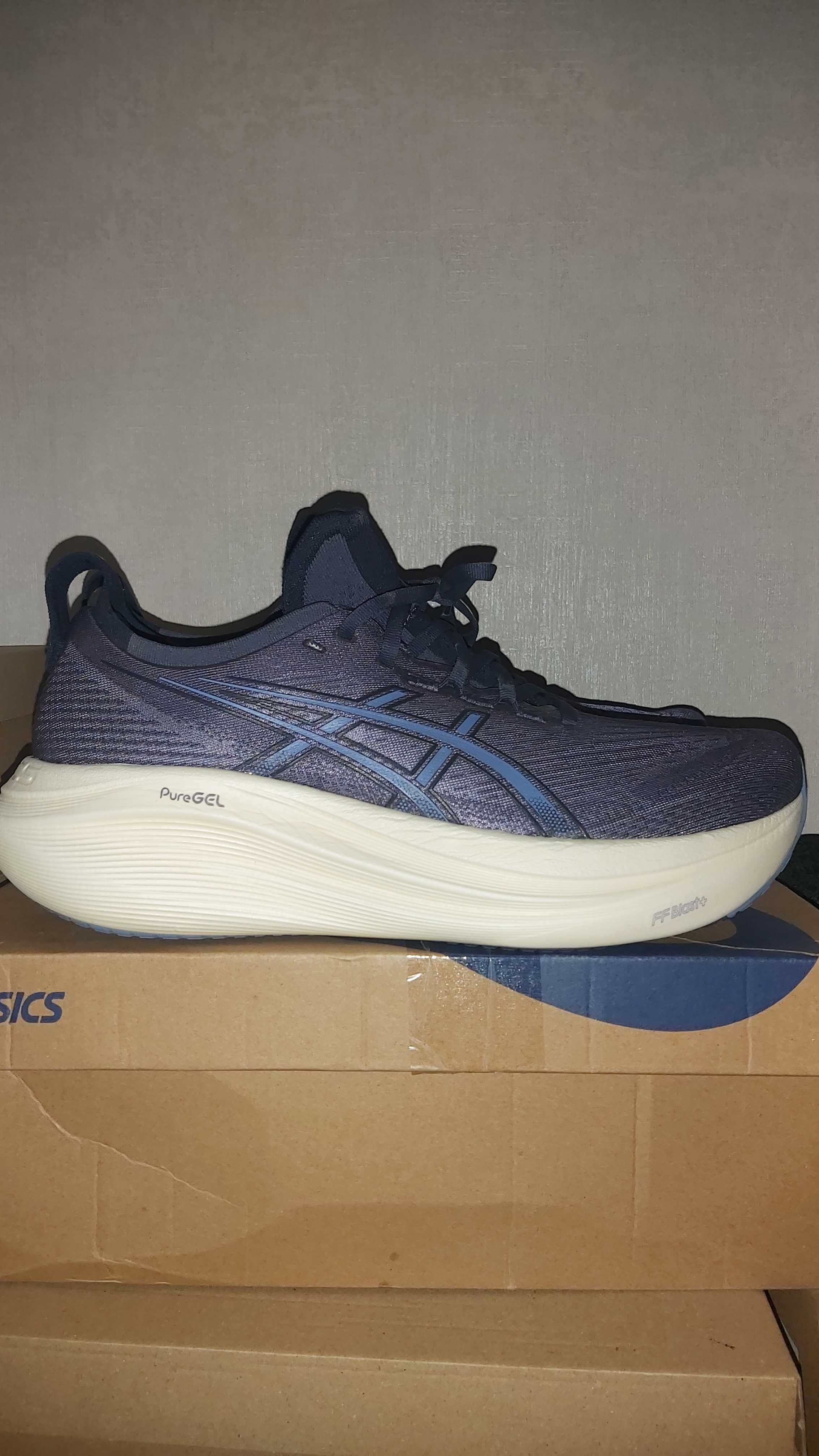 Asics Gel-Nimbus 27 - Номер 46.5