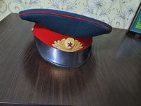 Офицерские фуражки советские