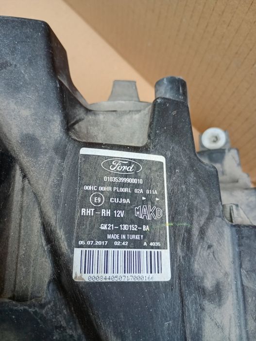 Far faruri Vw Passat B8 Dacia Duster Ford Transit Custom Mitsubishi