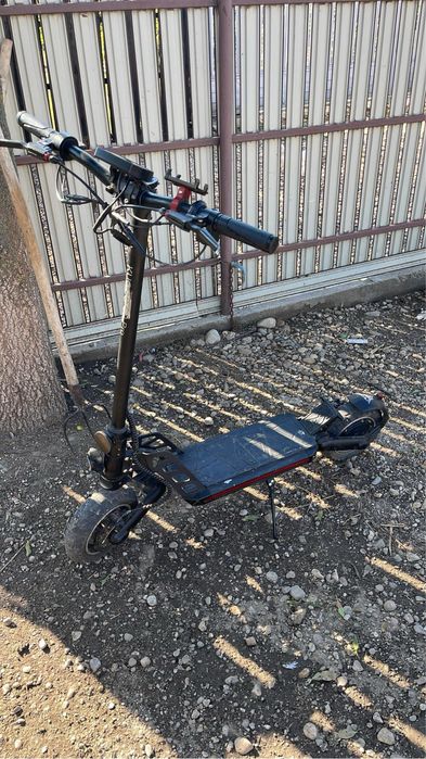 Vand sau schimb kugoo g2 pro