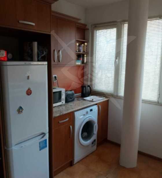 Дава се под наем Двустаен апартамент в Пловдив, Център - 55 кв.м за 150000 € - Снимка #4