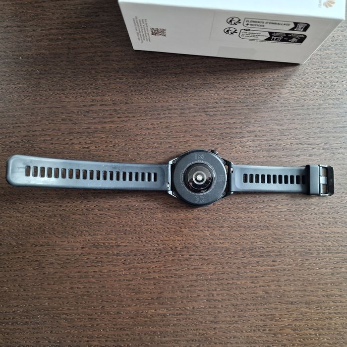 Часовник Huawei Watch GT 3 SE