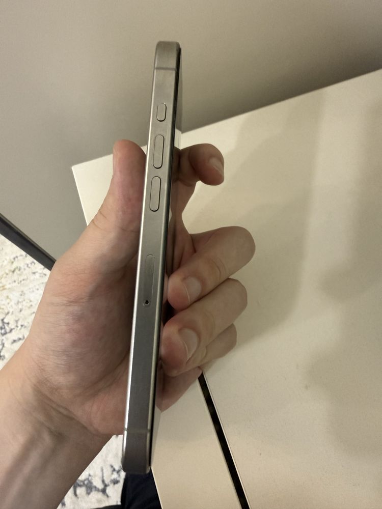 Iphone 15 pro (87% )2 simkart imeyki est karobka dok est vse full !!!