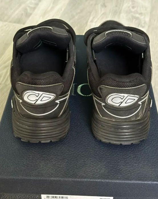 Dior b30 stare foarte bună full box