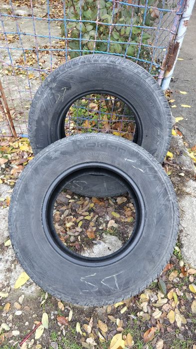 Cauciucuri 5 bucăți 225 75  r 16 C