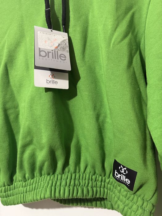 Дамско зелено горнище ново с етикет