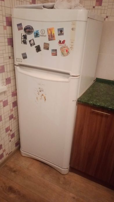 Продам холодильник б/у, в отличном состоянии