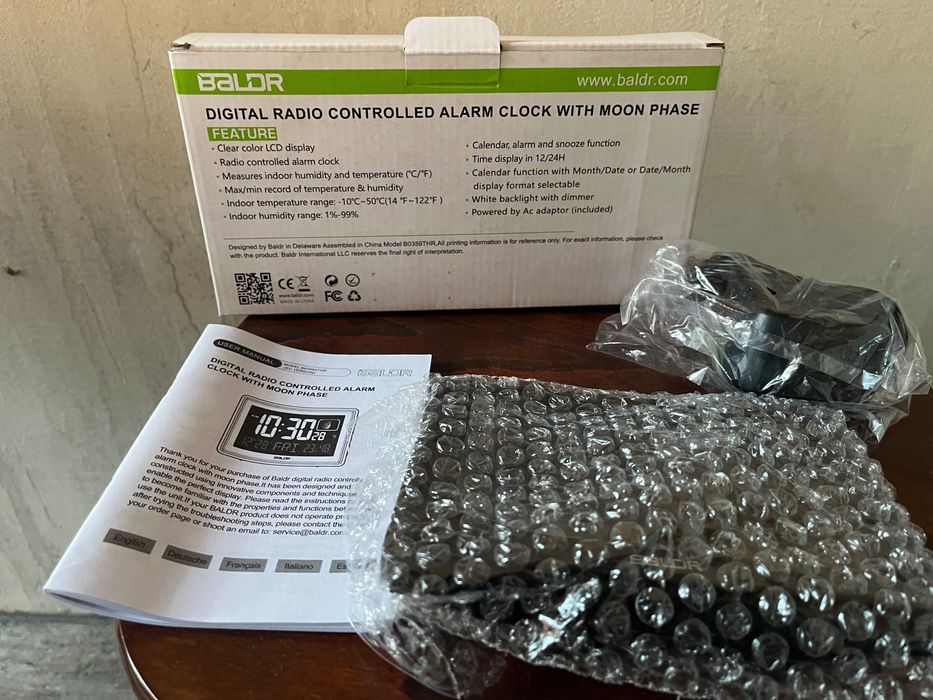 Дигитален радио сверяем часовник.Метеорологична станция