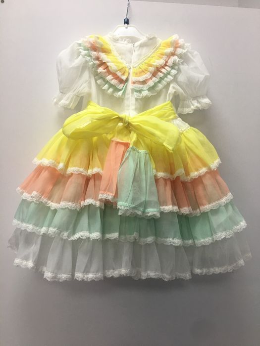 Детски рокли  два броя