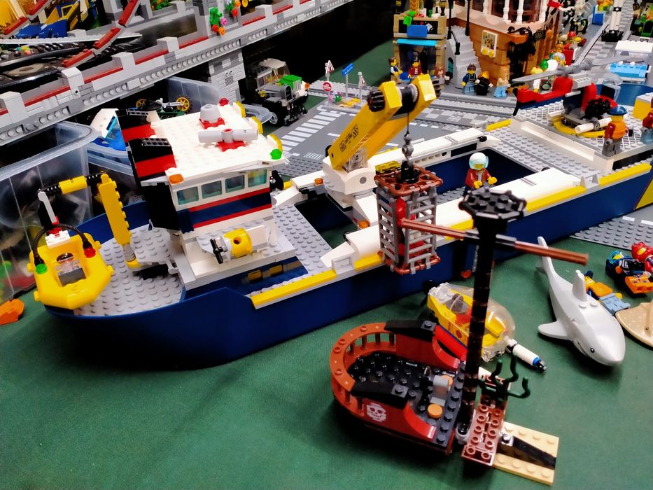 LEGO City 60266 - Nava de explorare a oceanului