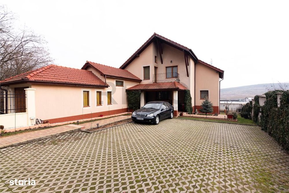 Vila formata din 4 unitati locative in Cordau, zona President.