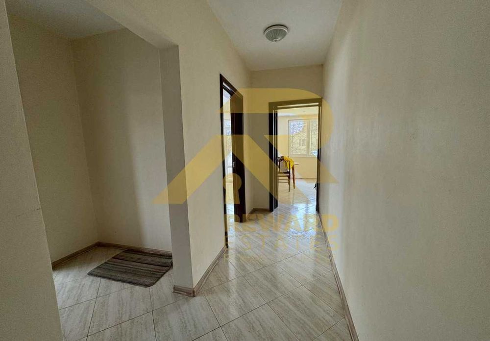 Продава се Двустаен апартамент в София, Левски - 76 кв.м за 2356 €/кв.м - Снимка #2