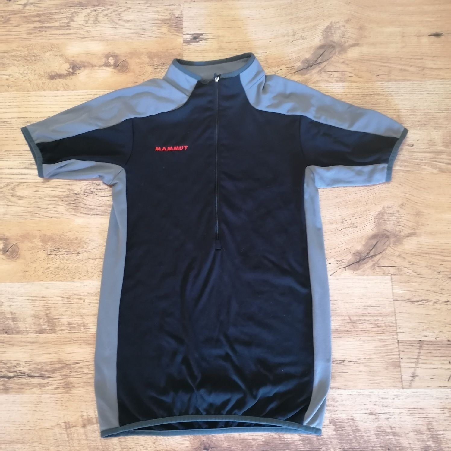 Дамска спортна тениска Mammut Размер M