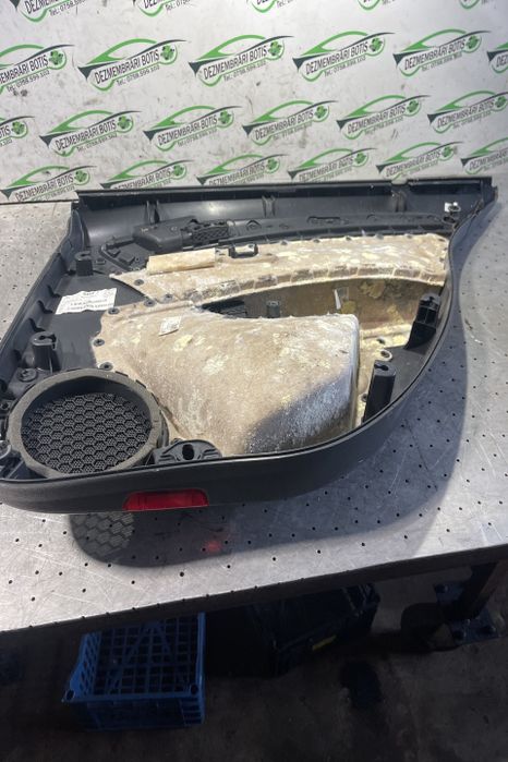 Fata / Tapiterie usa spate stanga 5G4.867.487.A Volkswagen VW Golf a