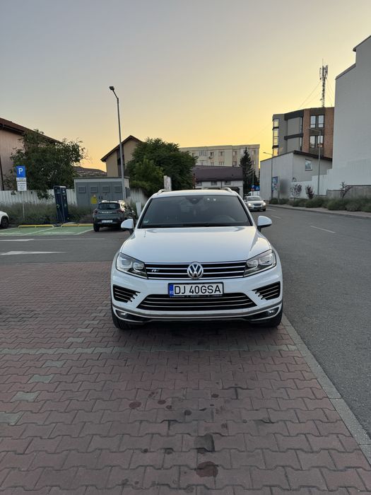 Touareg r-line impecabil import germania noembrie 2024