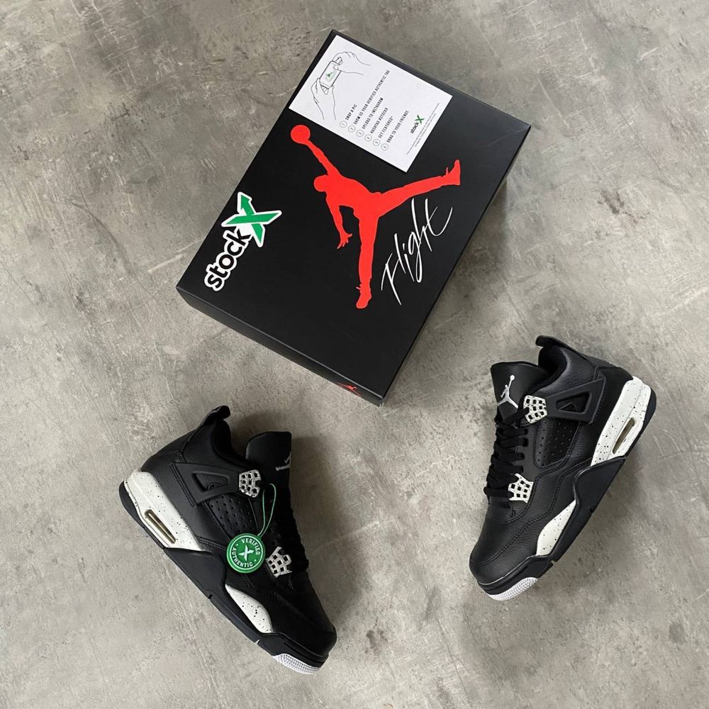 Air Jordan 4 Retro Black Oreo