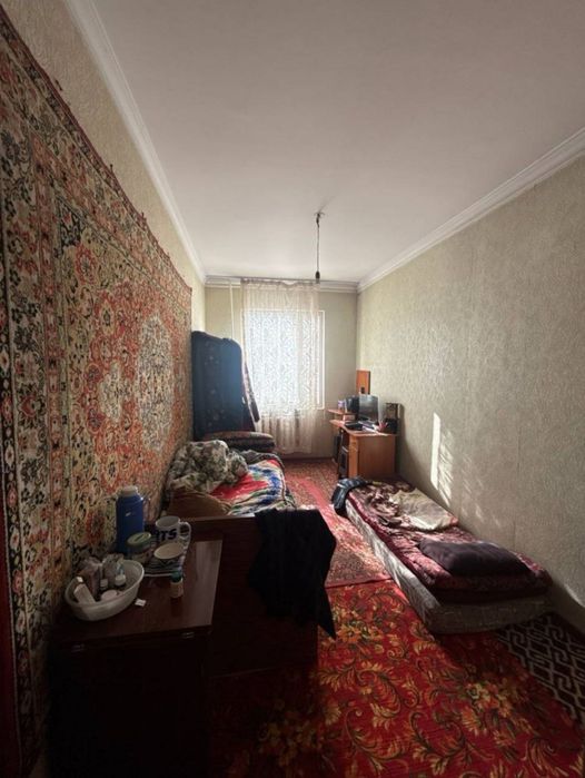 ^2/3/4 Чиланзар 21 квартал СРОЧНО Продаётся квартира