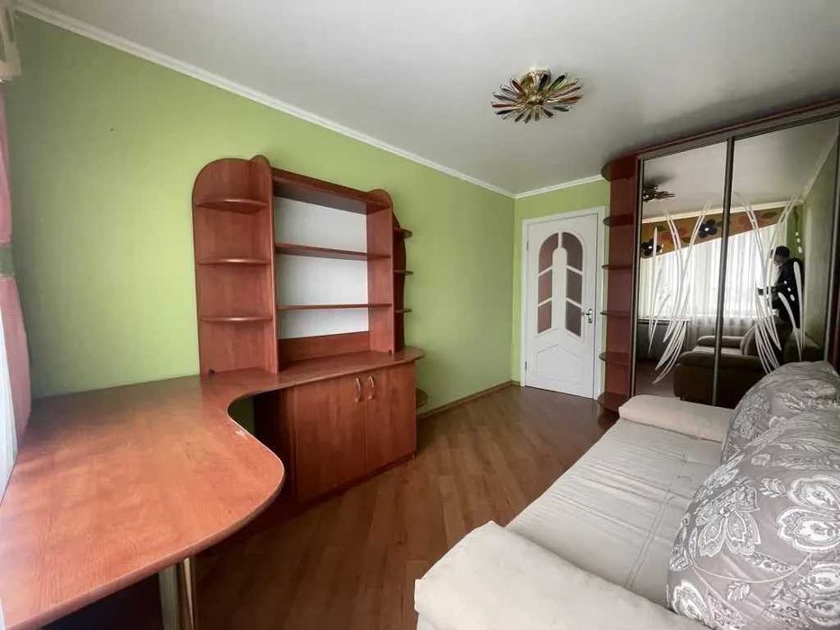 Дава се под наем Тристаен апартамент в София, Зона Б-18 - 90 кв.м за 637.5 € - Снимка #4