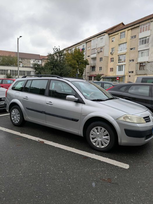 Vand Reanult Megane II GrandTour 2005 / 1.4 16v Benzina