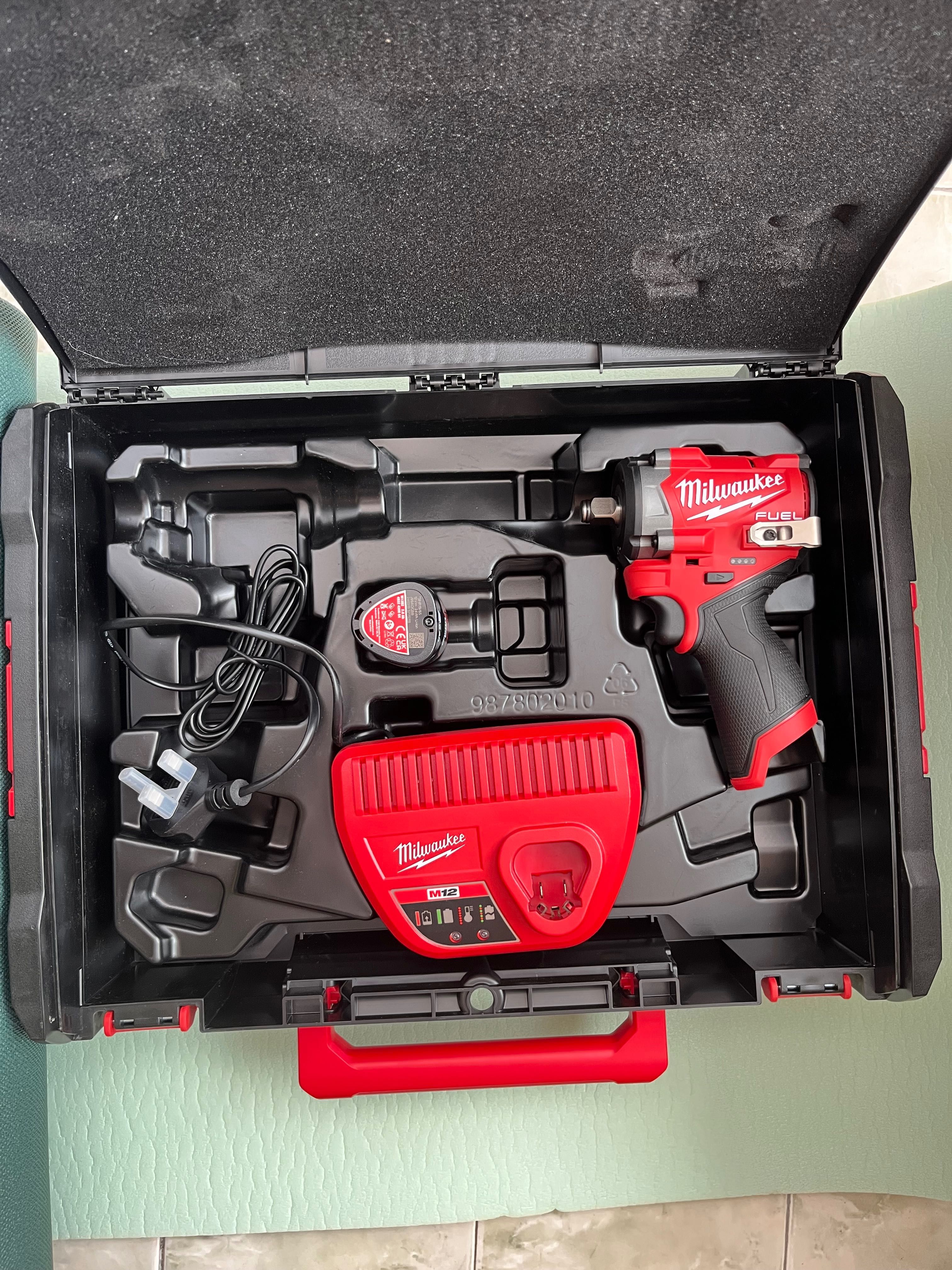 Нов Гайковерт Milwaukee 12V 2024г. Безчетков / Режими