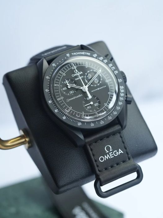 ЧЕРЕН ПЕТЪК НАМАЛЕНИЕ Omega x Swatch Mission to the Moonphase