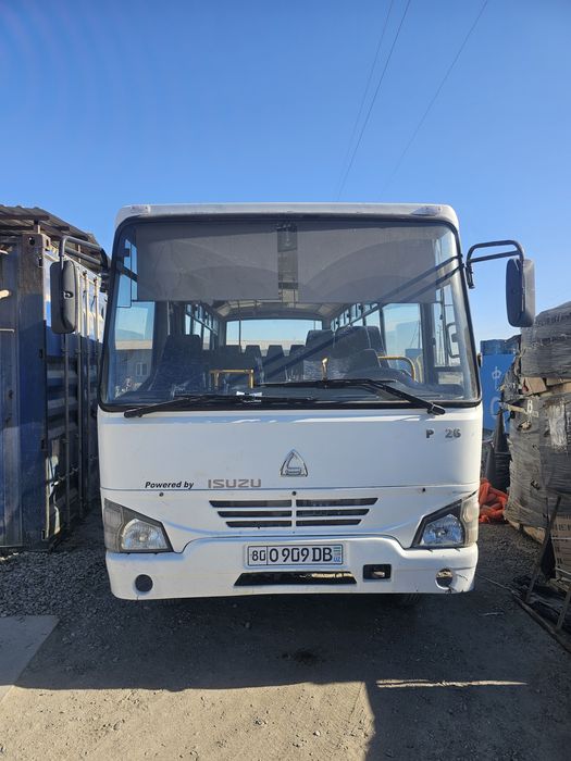 Исузу автобус 2013 йил.