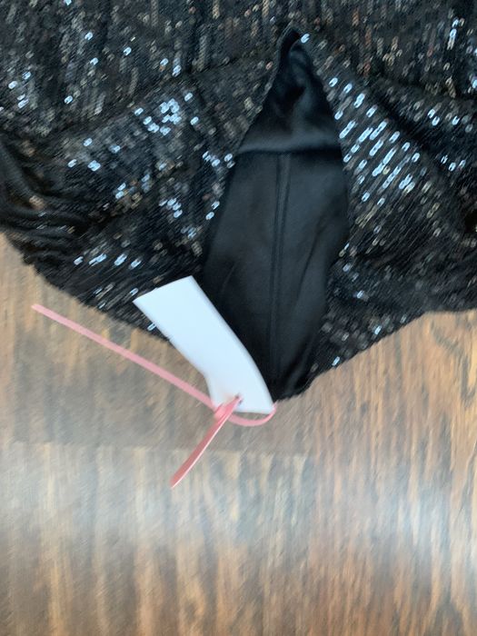 Rochie cu paiete pe corp marimea S