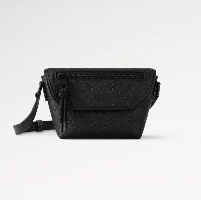 Мъжка Чанта Lous Vuitton LV M12636