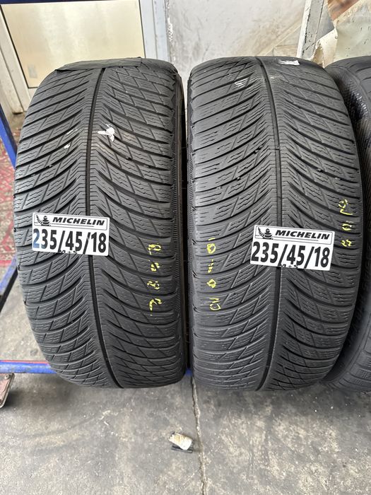 235/45/18 Michelin M+S