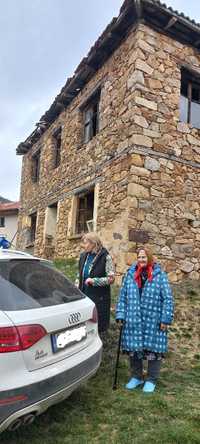 Продавам  двуетажна каменна къща в с. Малка Арда, област Смолян