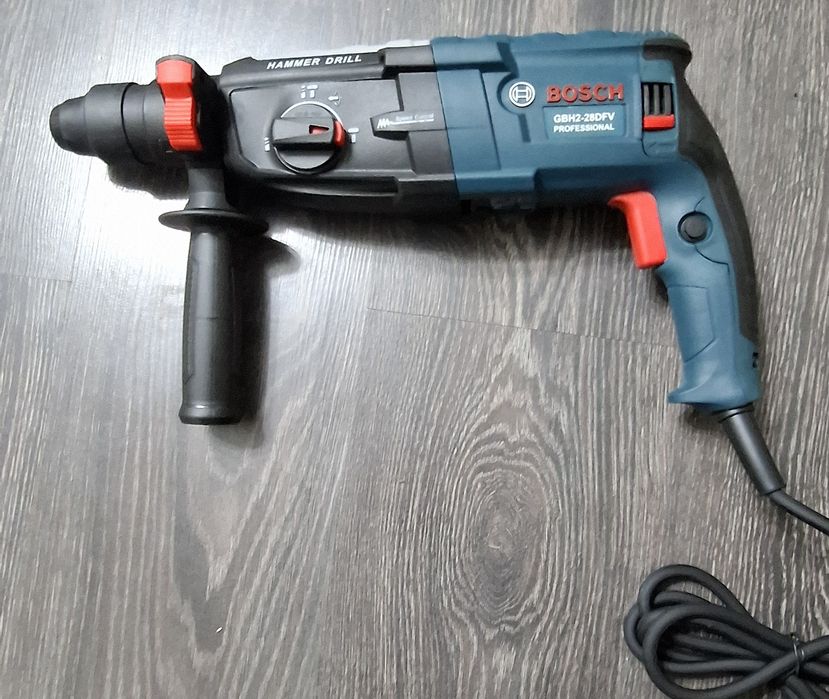 Vand Bormasina Rotopercutor  BOSCH  Nou
