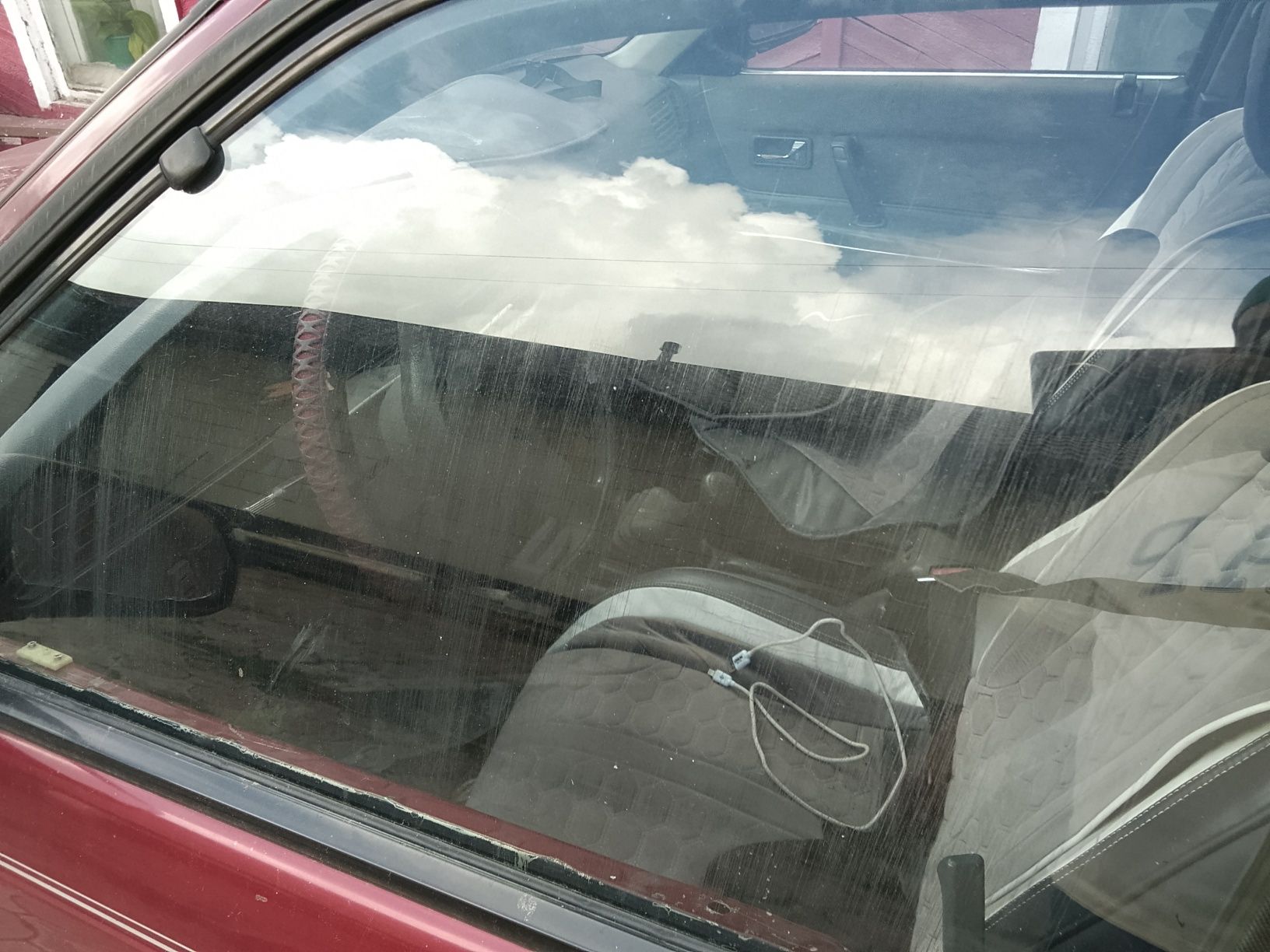 Продам Mazda 626.
Нужно делать головку и вертушку.
Цена договорная.
Пи