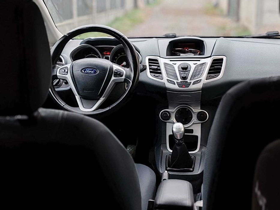 Ford Fiesta Titanium, 1.4 TDCI, 2010