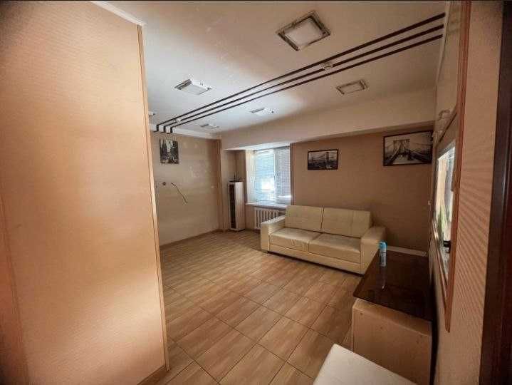 Продаётся Нежилое! Ор-р ул Алайский, банк Ипак Йули