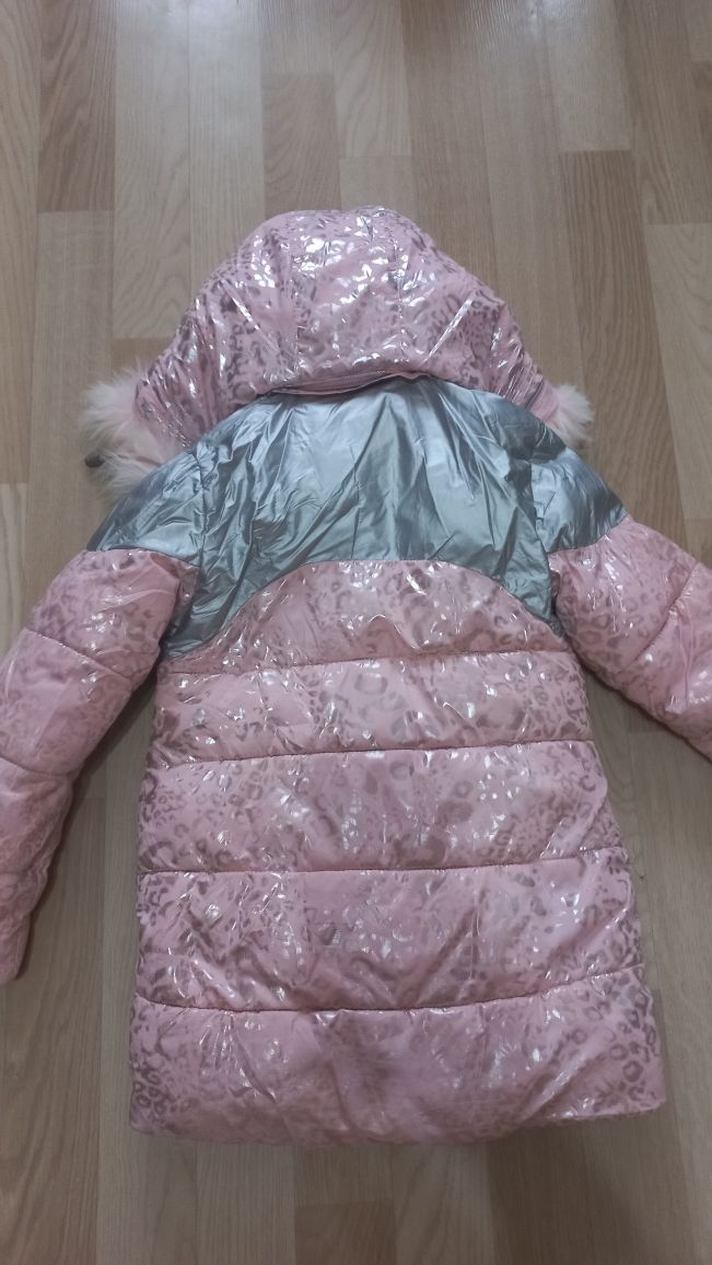 Продам зимнюю куртку