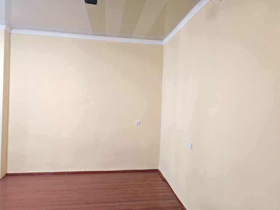 Сдаётся комната в частном доме 800000.