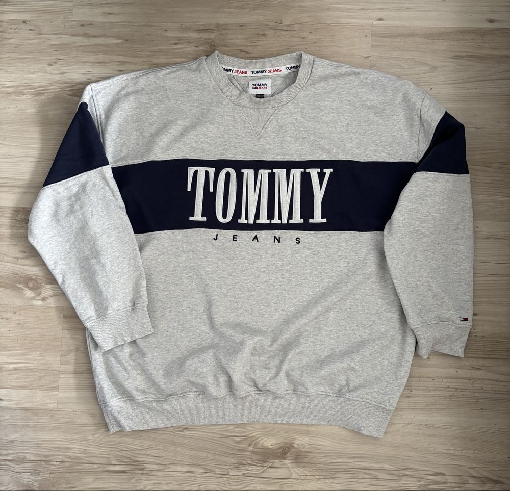 Оригинална блуза Tommy Hilfiger