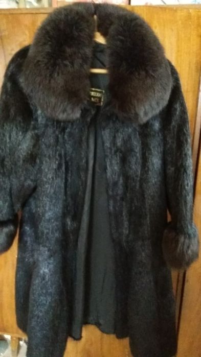 Продам шубу  б/у