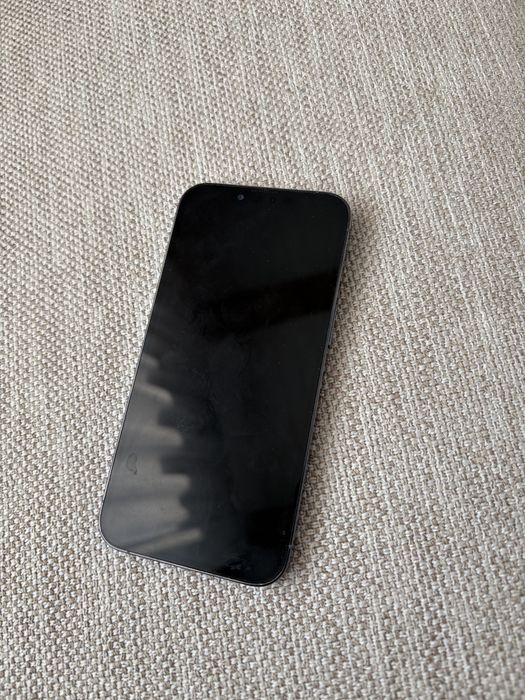 iPhone 13pro телефон