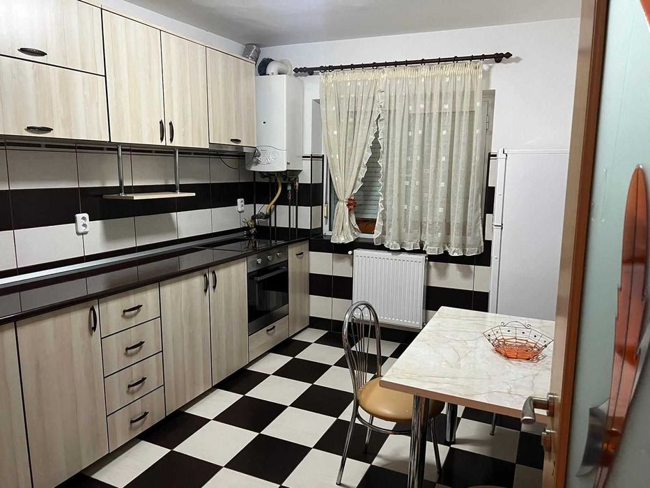 Inchiriez apartament 2 camere
