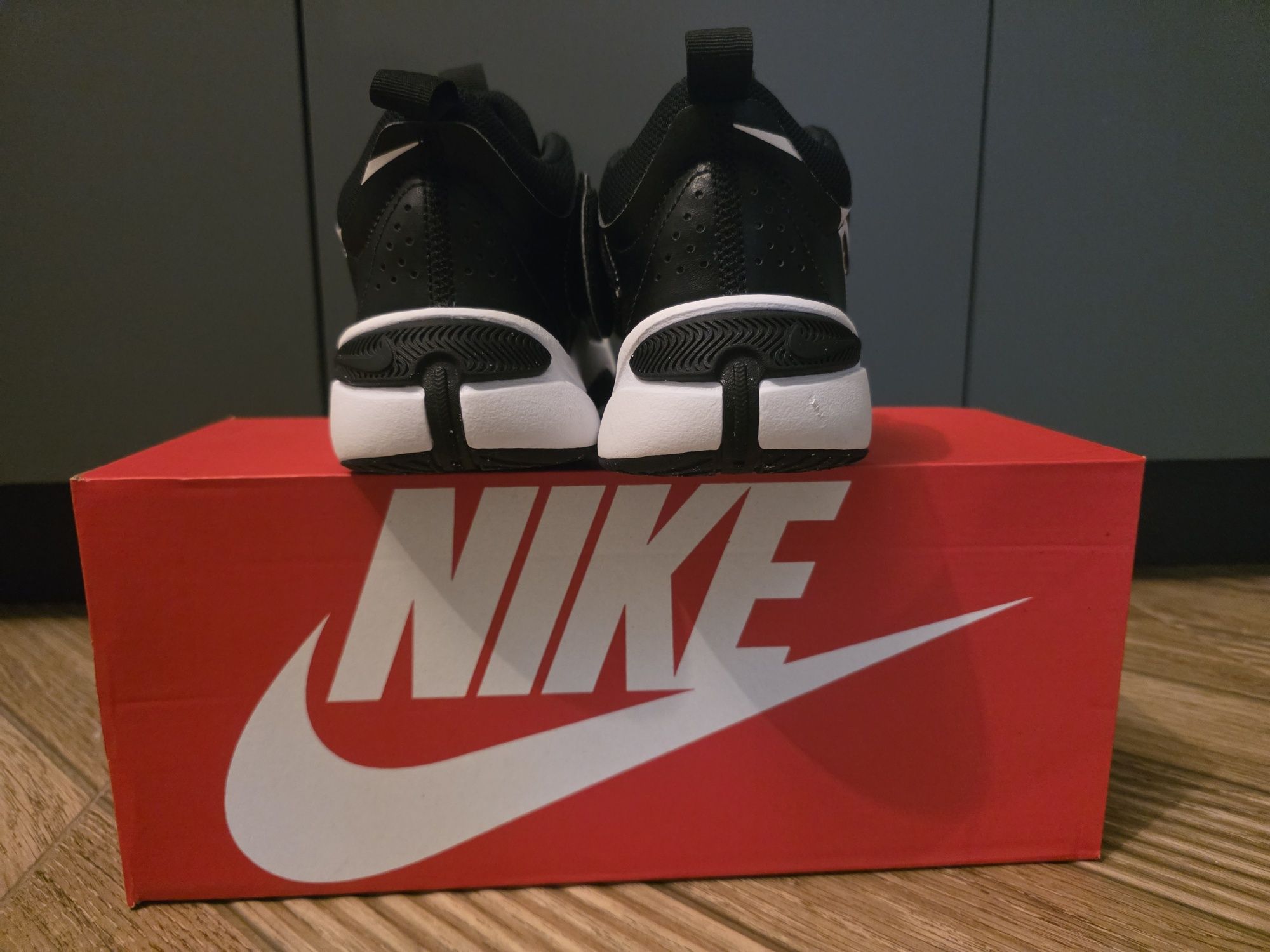 Детски маратонки NIKE