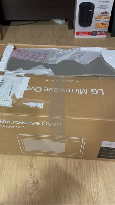 LG cuptor cu microunde