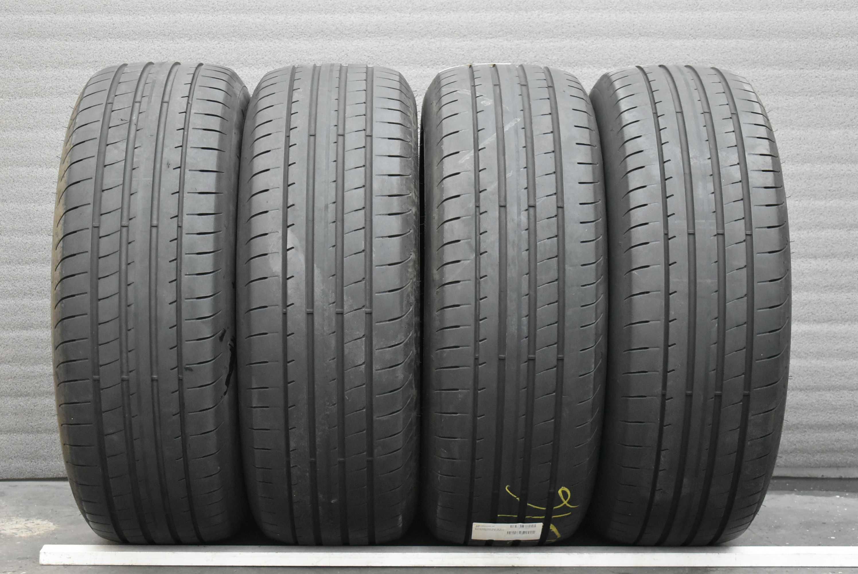 Гуми 235/60/18 Goodyear